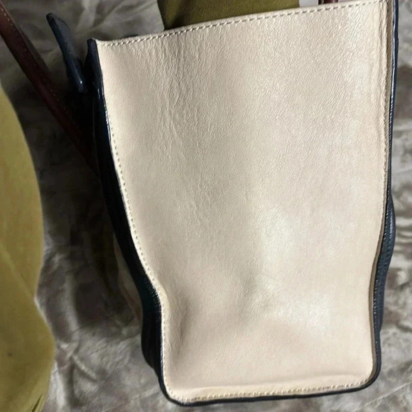 Celine luggage tote - Picture 12 of 13